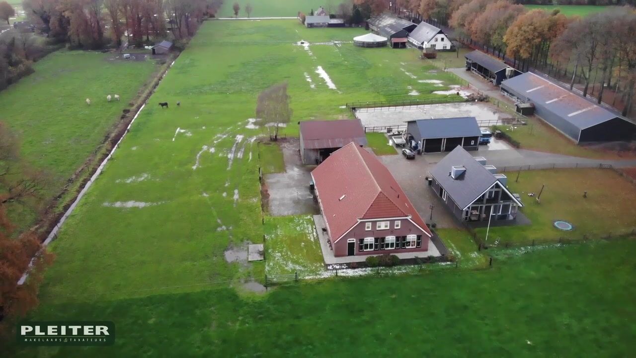 Bekijk video van Laanzichtsweg 8