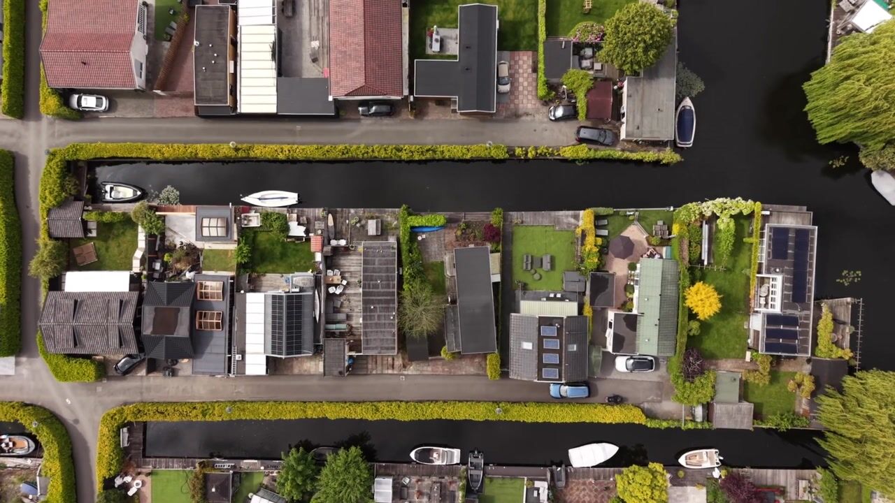 Video van Oud-Loosdrechtsedijk 113-D6