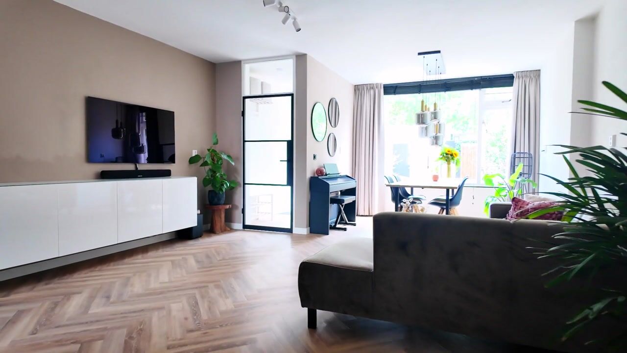 Video van Doeshof 6