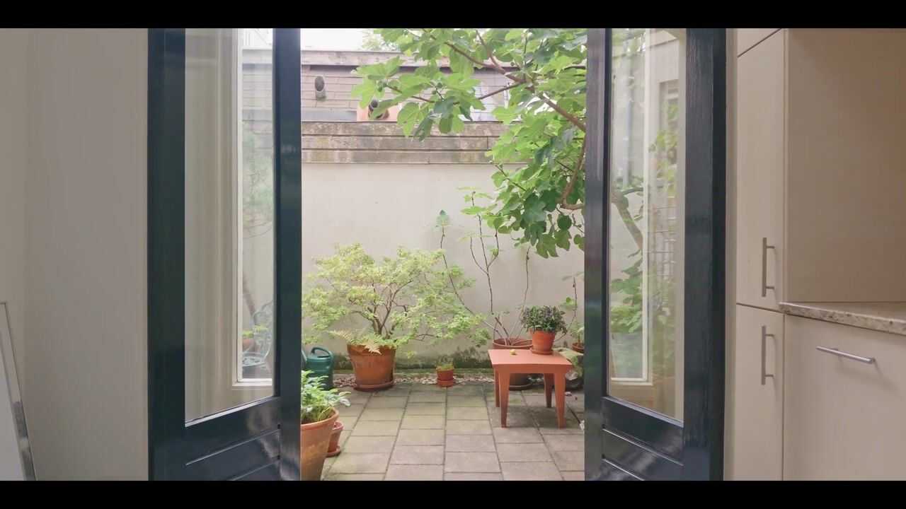 Video van Eerste Bloemdwarsstraat 18-A