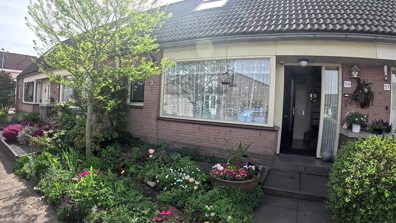 Video van Burgemeester Diepenhorststraat 59