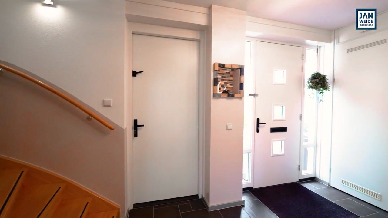 Video of Valeriaan 29