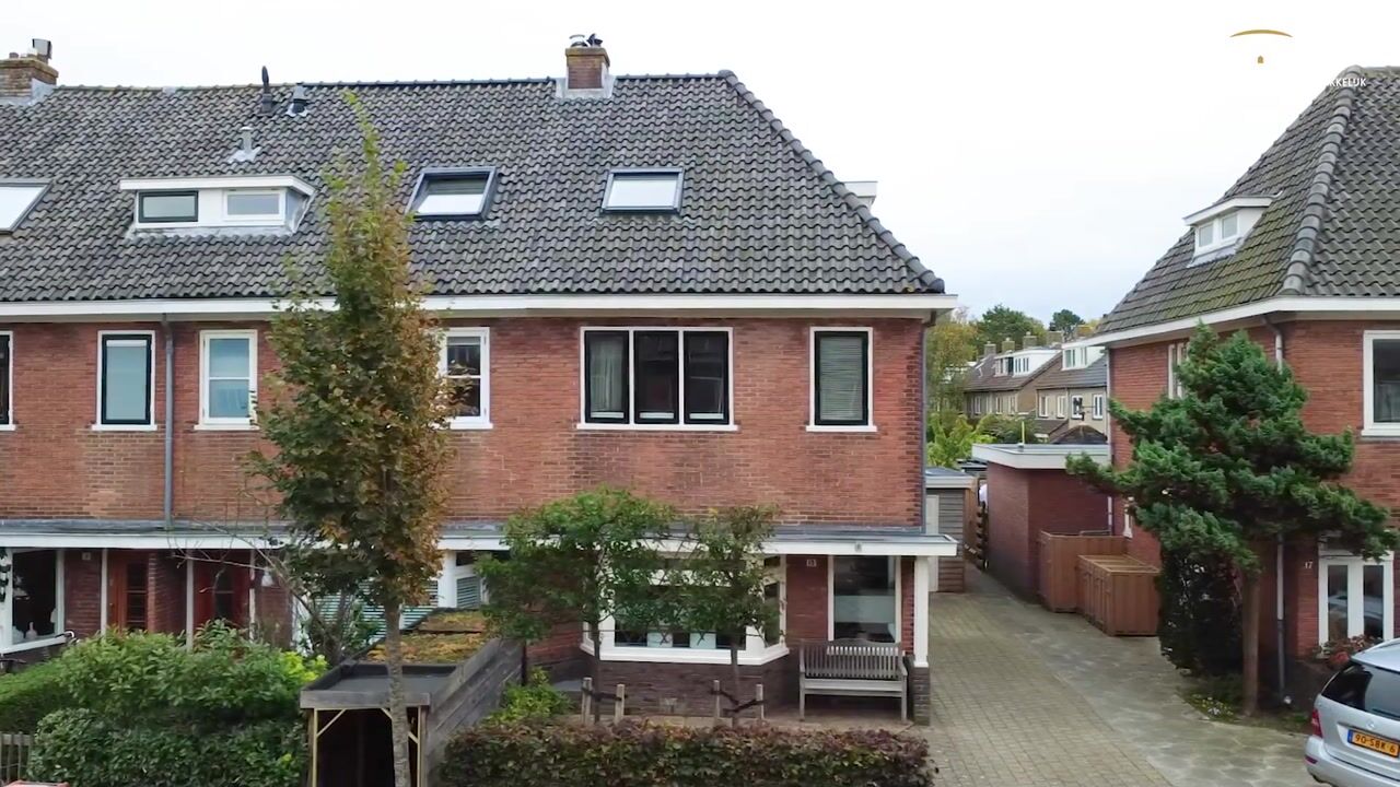 Video of Nuhout van der Veenstraat 15