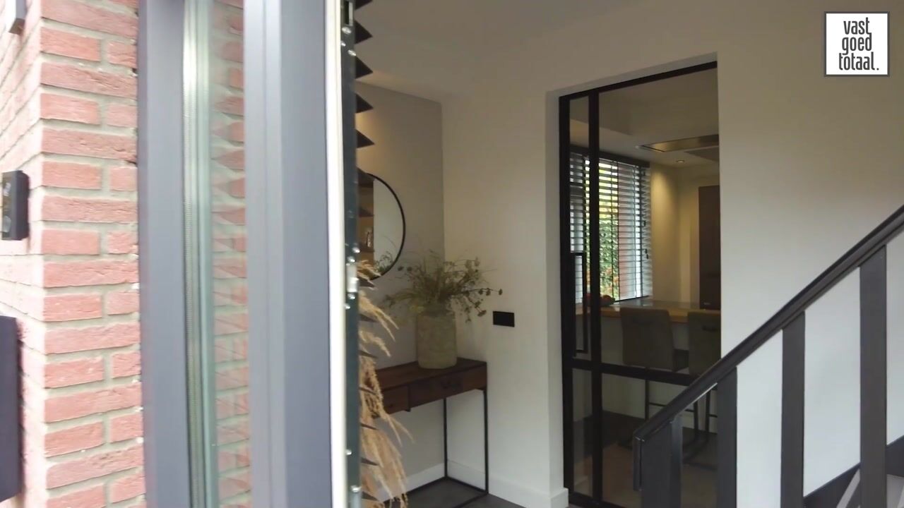 Video van Bernhardstraat 12