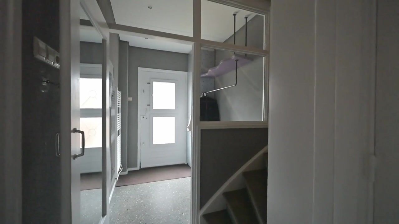 Video of Burgemeester Serrarislaan 17