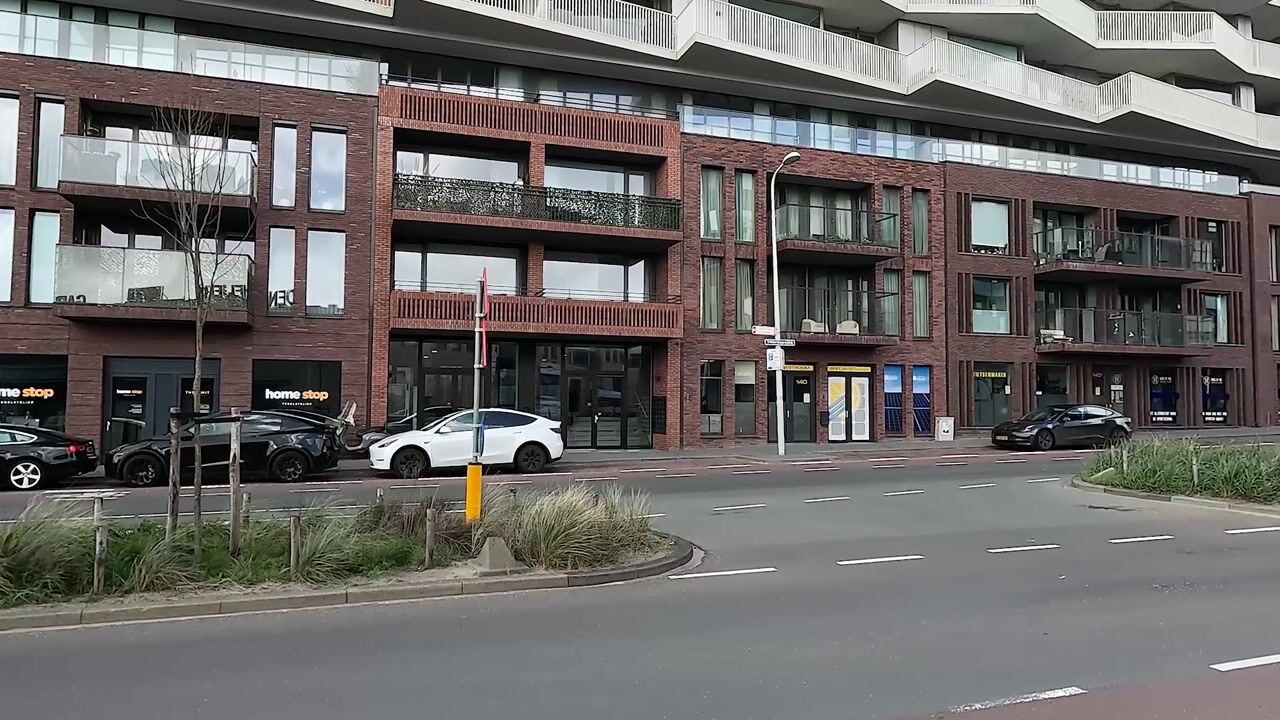 Video van Treilerdwarsweg 92