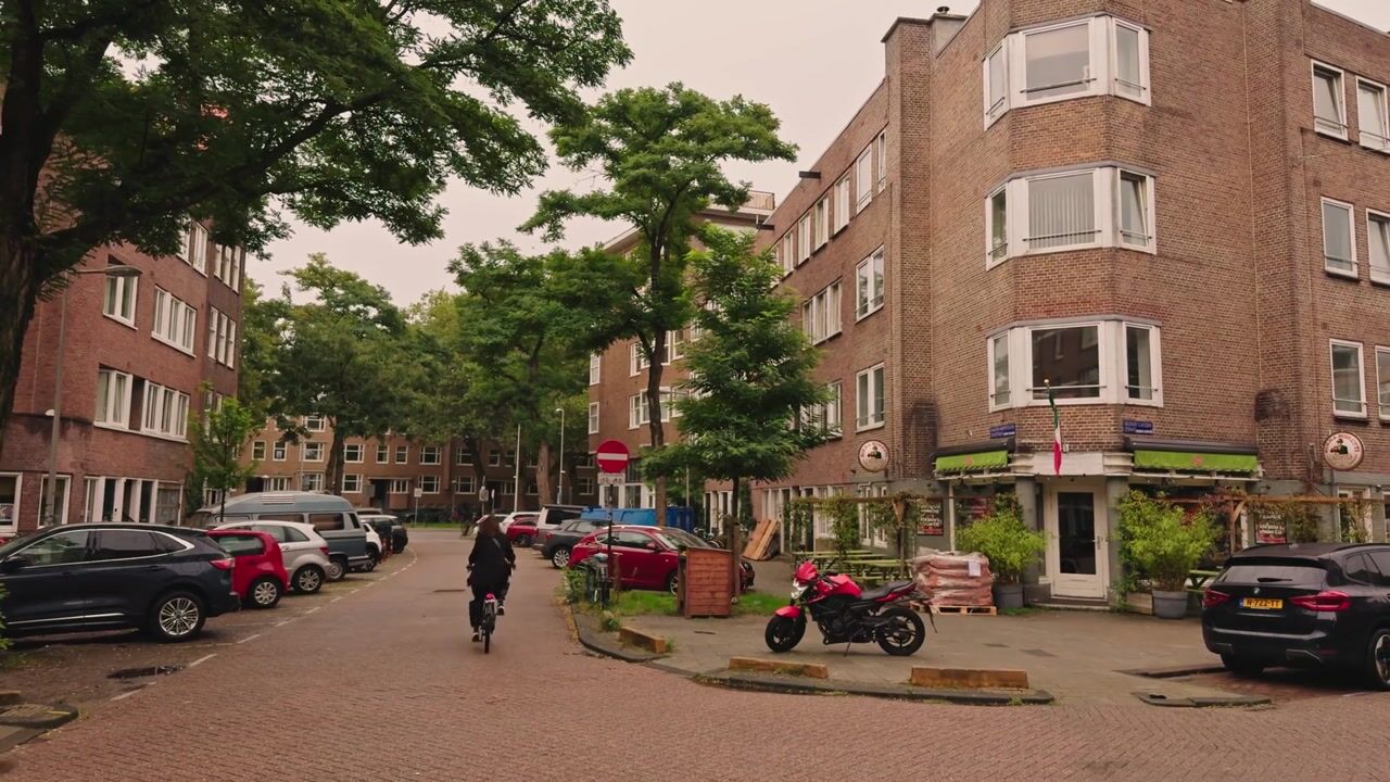 Video van Maarten Harpertszoon Trompstraat 43-2