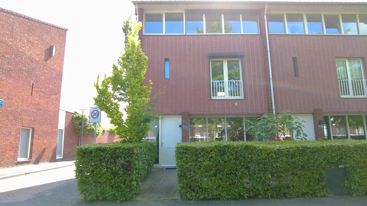 Video van Laan van Avant-Garde 220