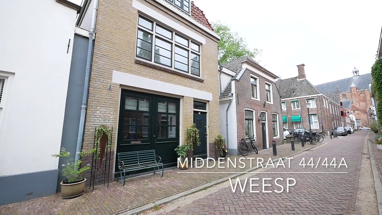 Bekijk video van Middenstraat 44