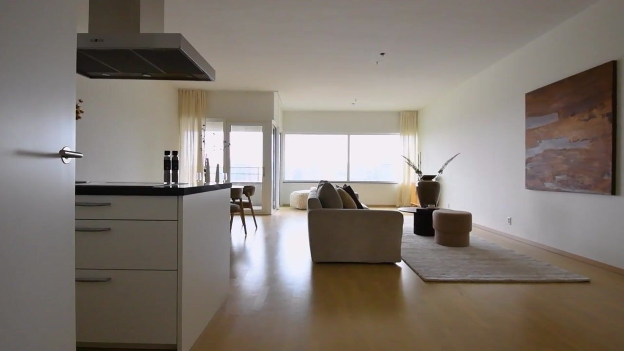 Video van Van der Hoevenplein 54