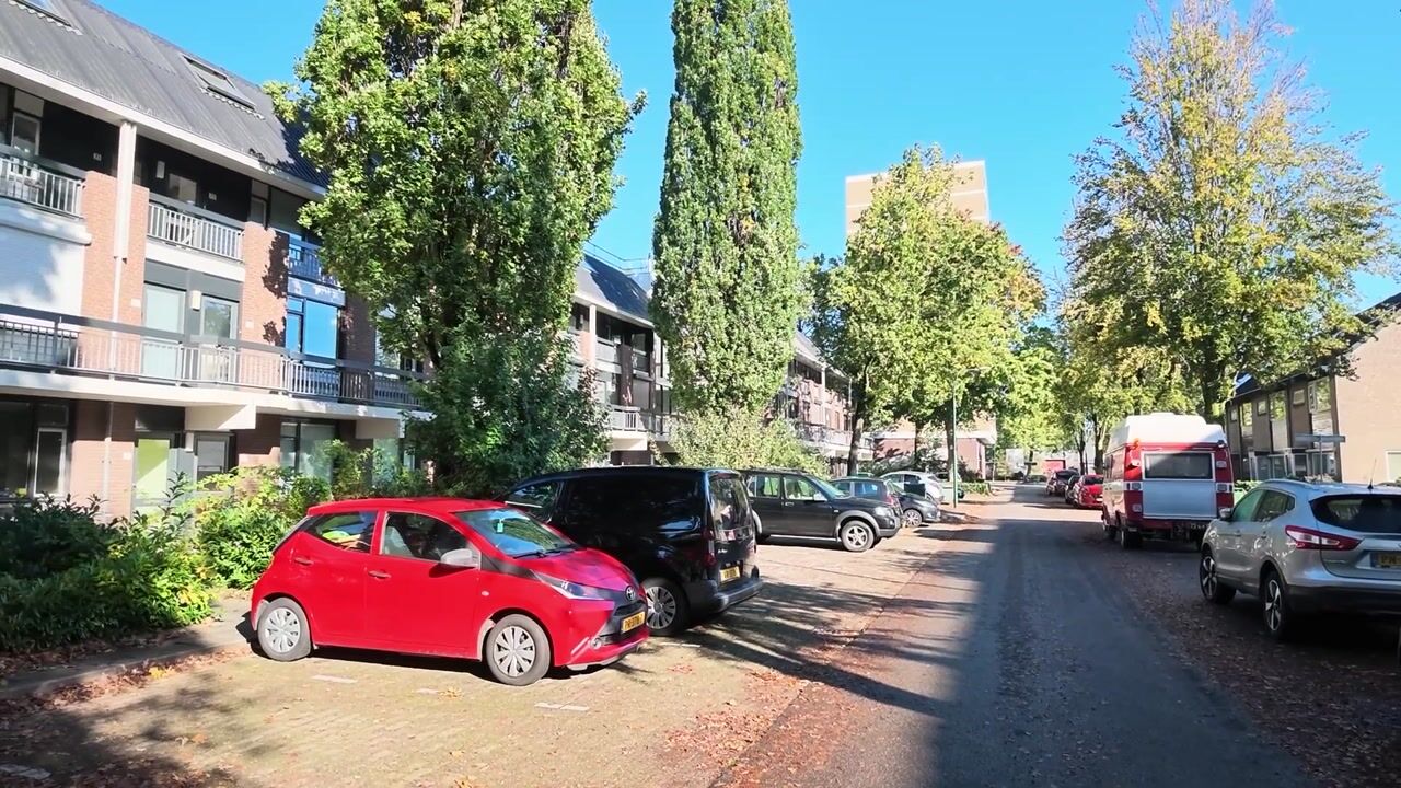 Video van Albert Einsteinweg 47