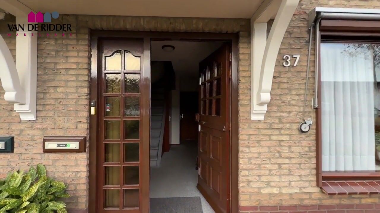 Video of Hoefslag 37