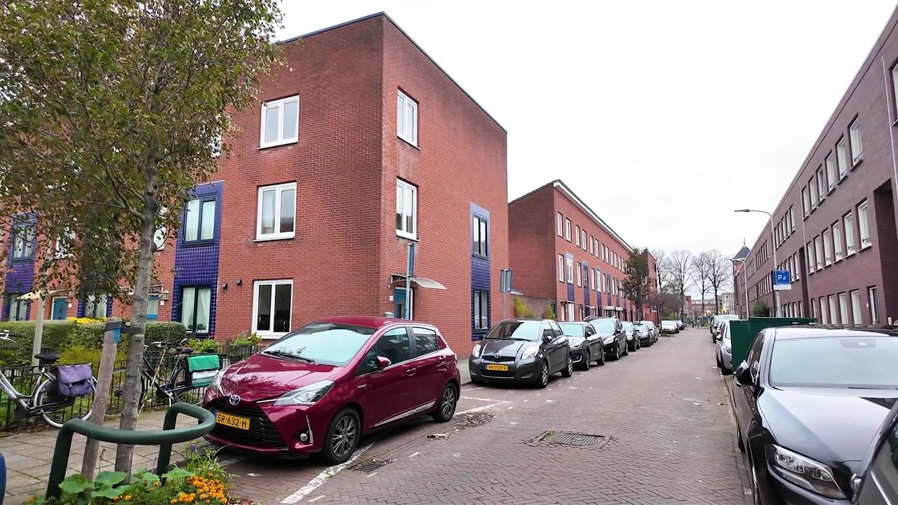 Video of Van Miereveltstraat 55