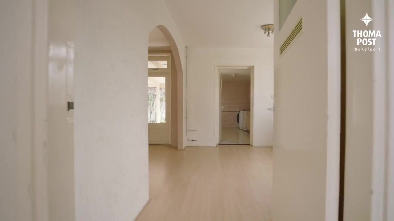Video van van Limburg Stirumlaan 78