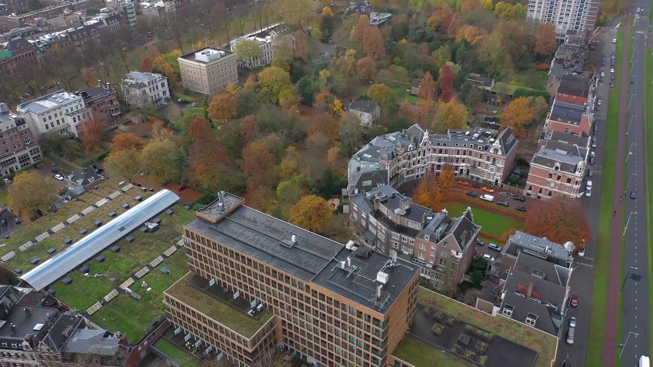 Bekijk video van Van Vollenhovenstraat 3-129