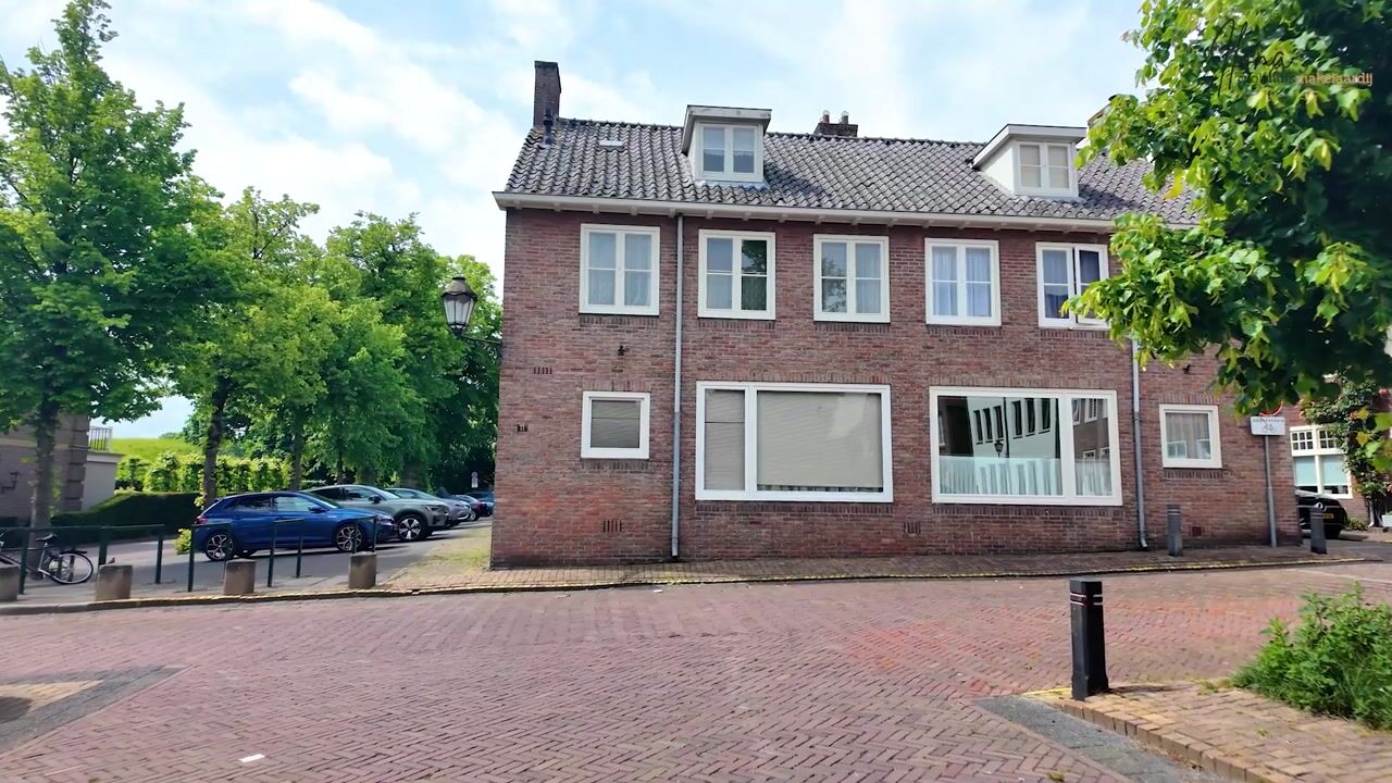 Video van Adriaan Dortsmanplein 11