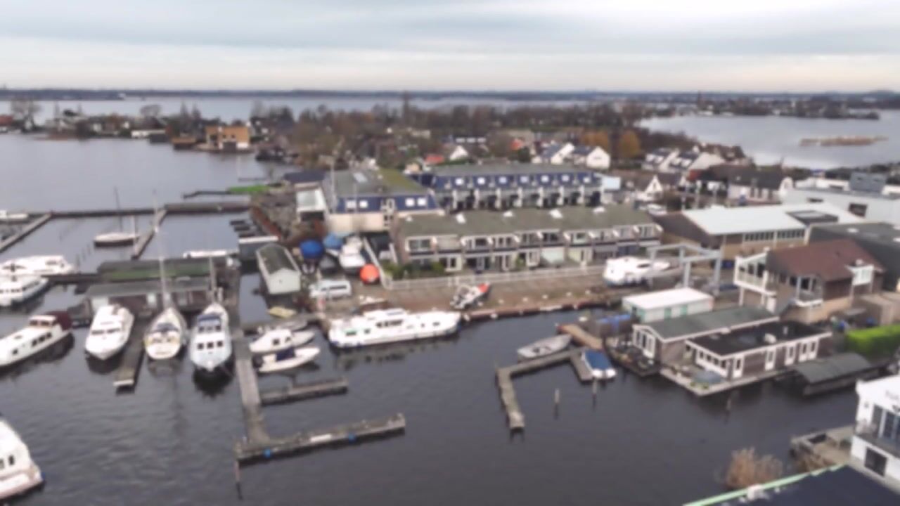 Video van Oud-Loosdrechtsedijk 251-J