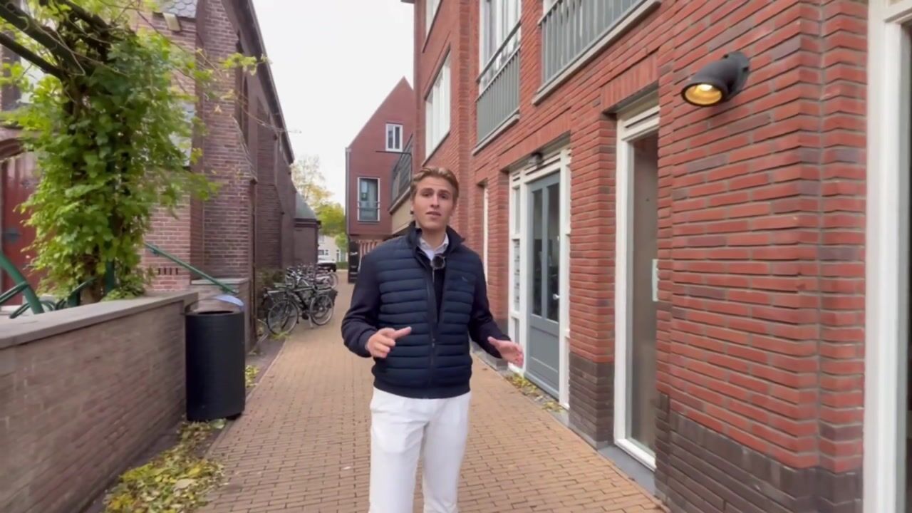 Video van De Hoven 9