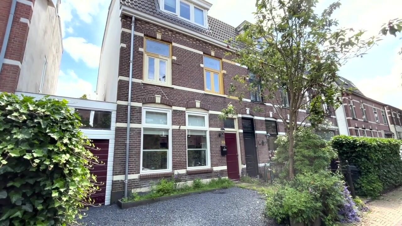 Bekijk video van Chrysantenstraat 35