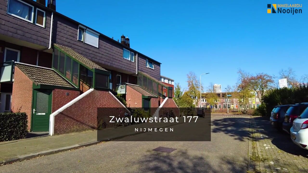 Bekijk video van Zwaluwstraat 177