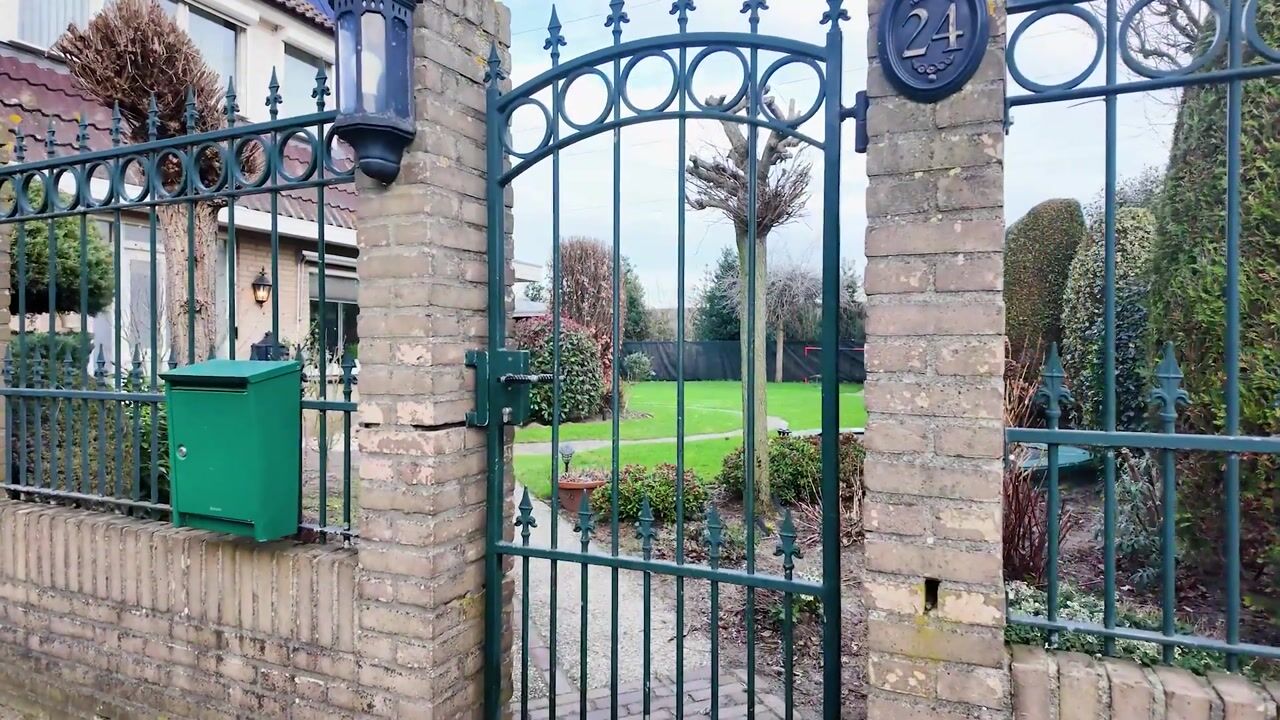 Video van Adelaar 24