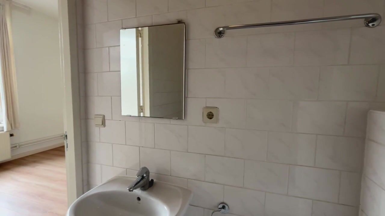 Video van Koningin Emmaplein 12-C02