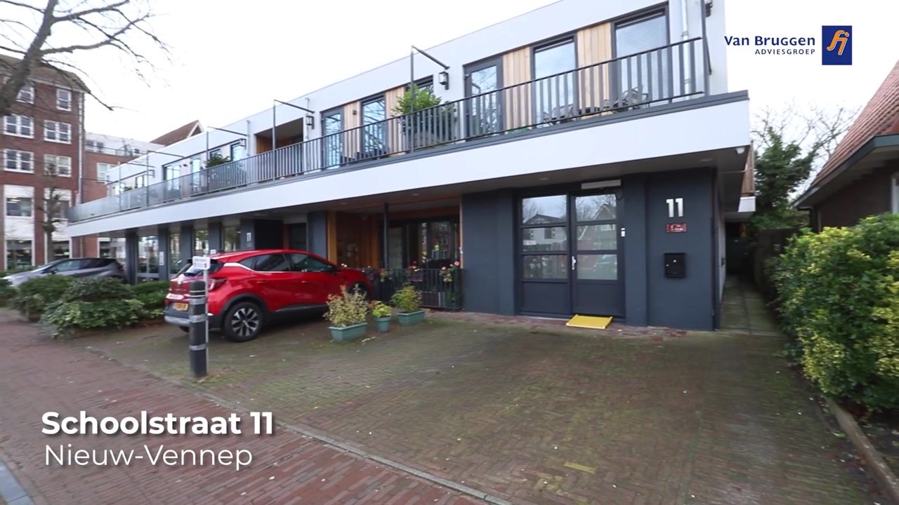 Bekijk video van Schoolstraat 11