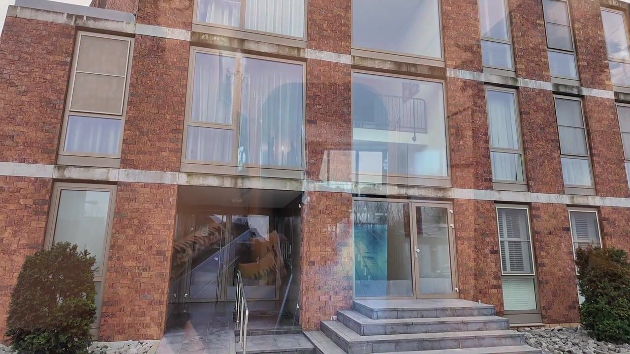 Video van Burgemeester Padmosweg 204-K