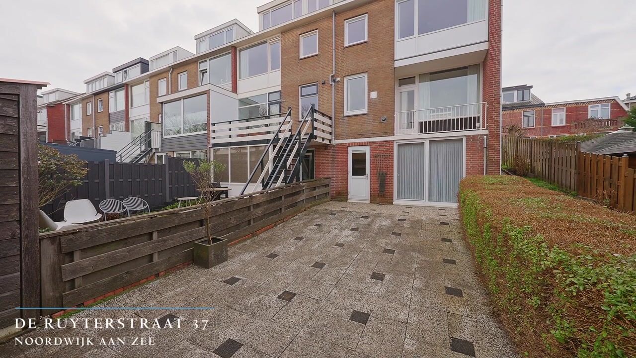 Video van de Ruyterstraat 37