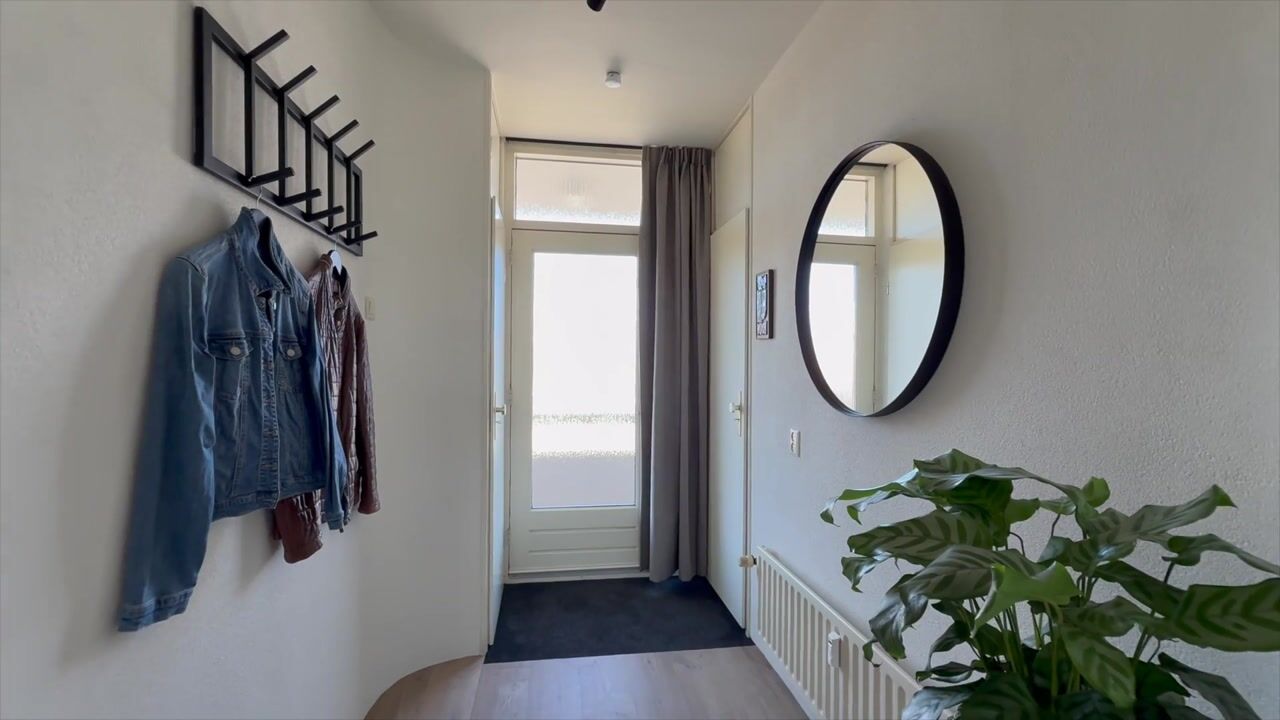 Video van Admiraal de Ruyterweg 13