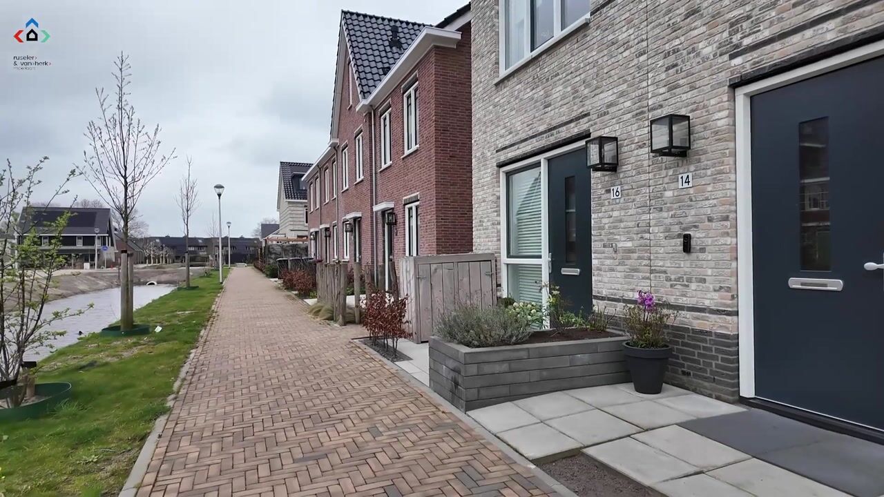 Video van Fresiatuin 14