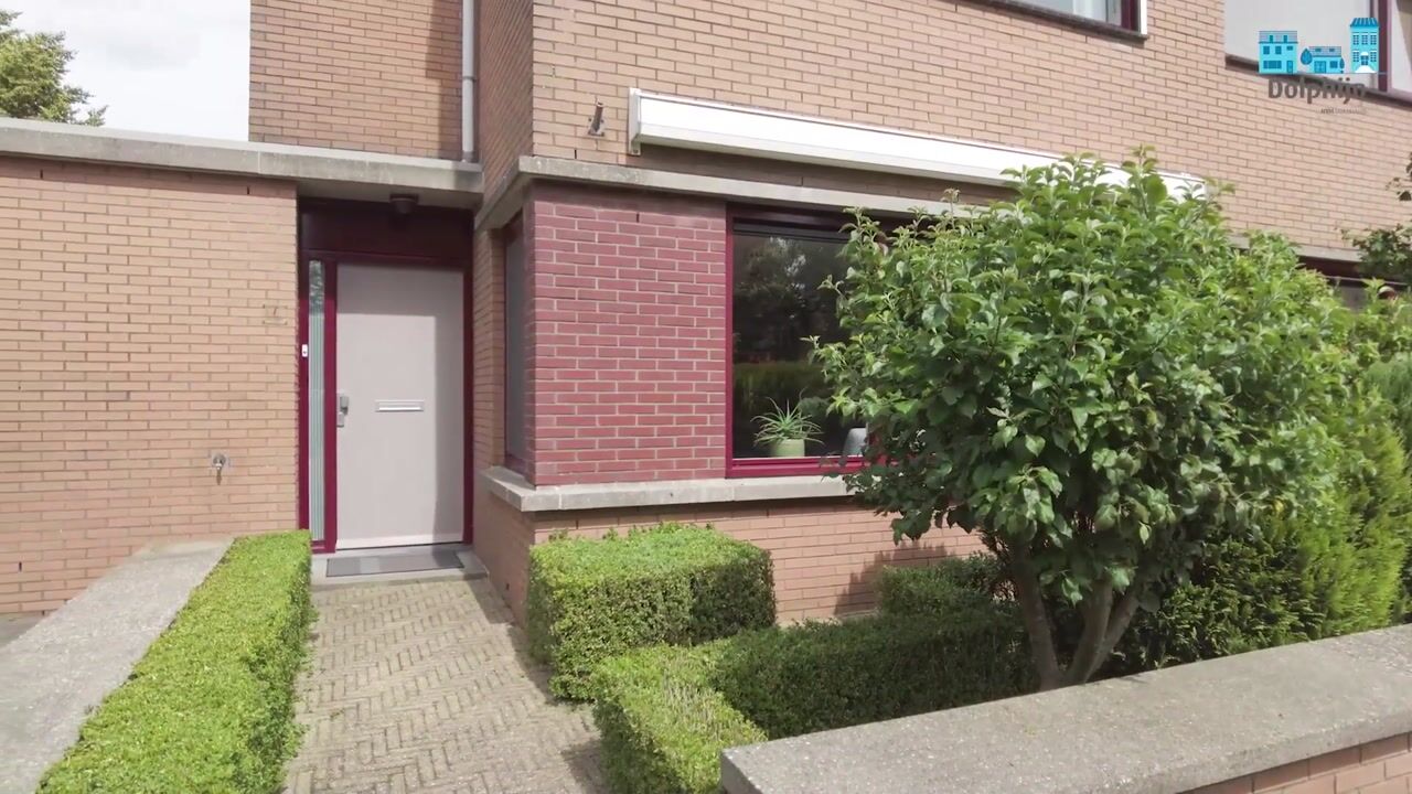 Bekijk video van Belle van Zuylenstraat 1