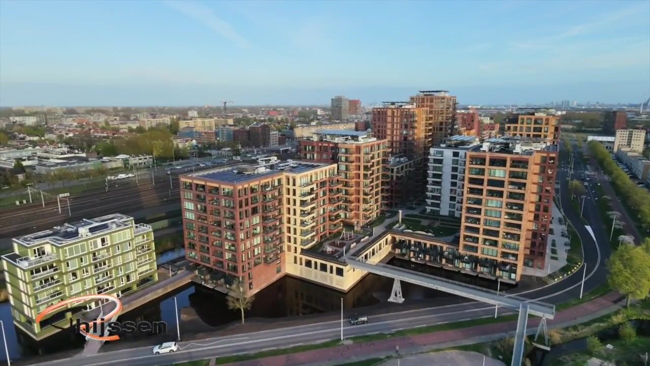 Video van Mahoniehout 436