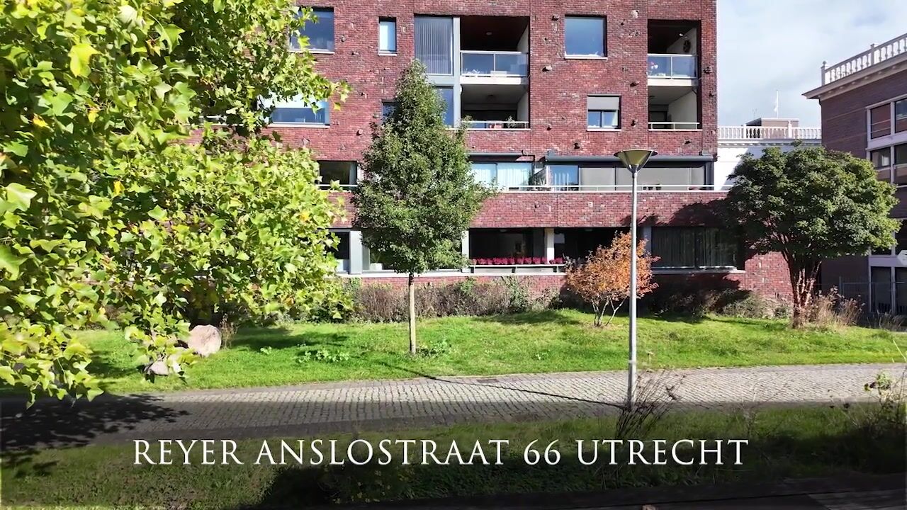 Bekijk video van Reyer Anslostraat 66