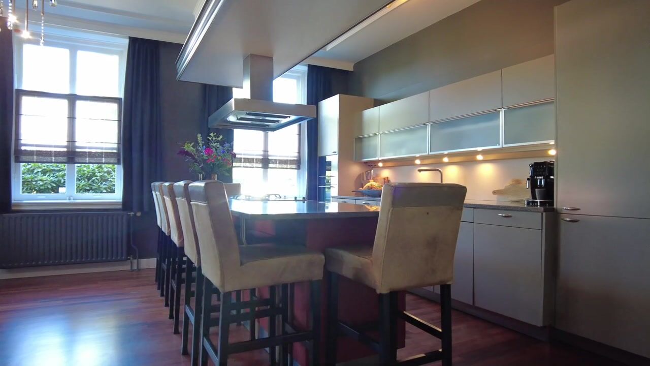 Video of Burgemeester van Erpstraat 60