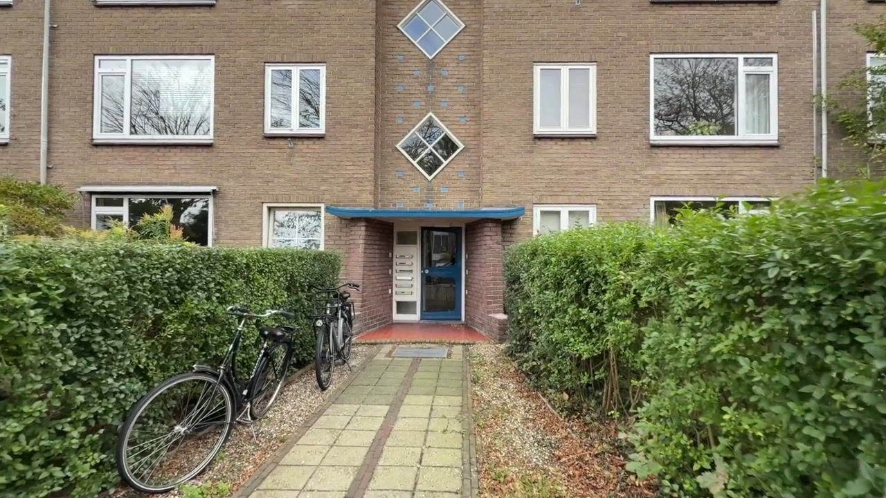 Video of Admiraal de Ruyterlaan 9