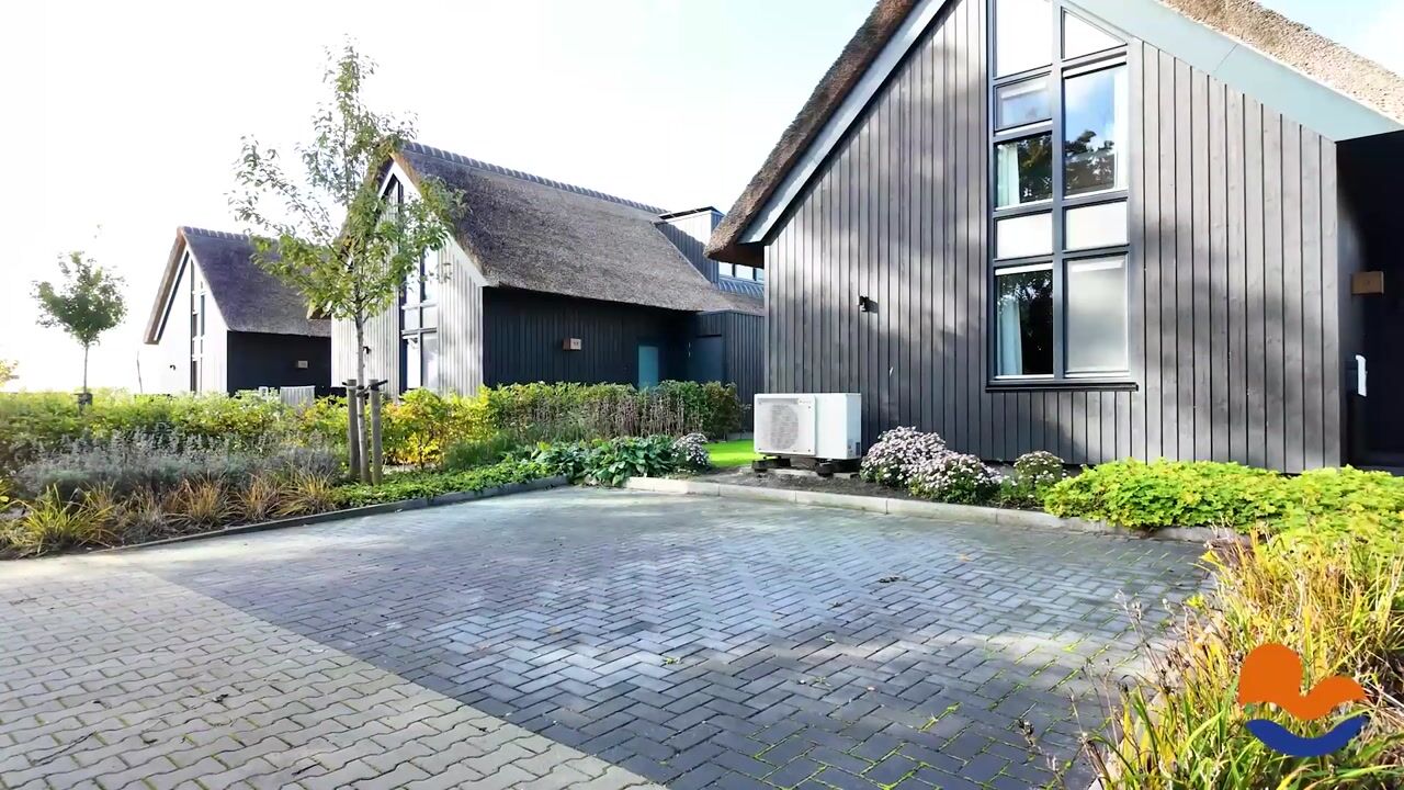 Video of De Burd 25-B012