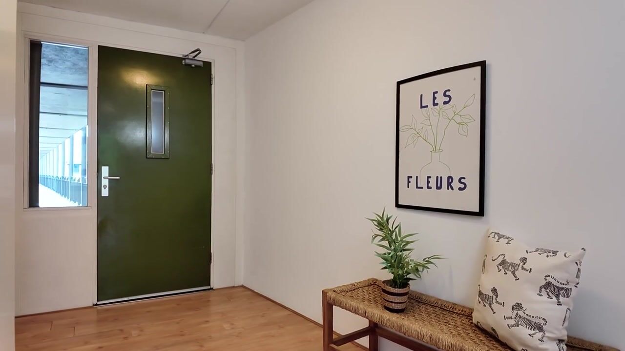Video van Molukkenstraat 8