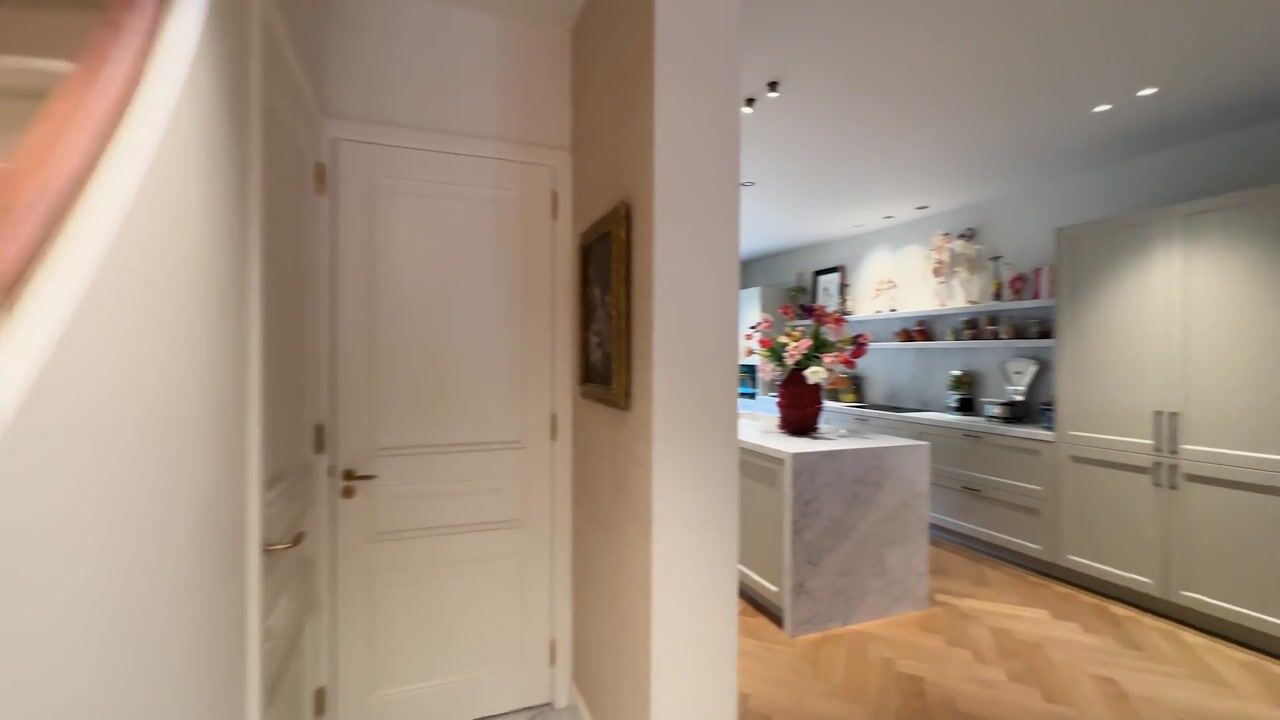 Video van Gerrit van der Veenstraat 8