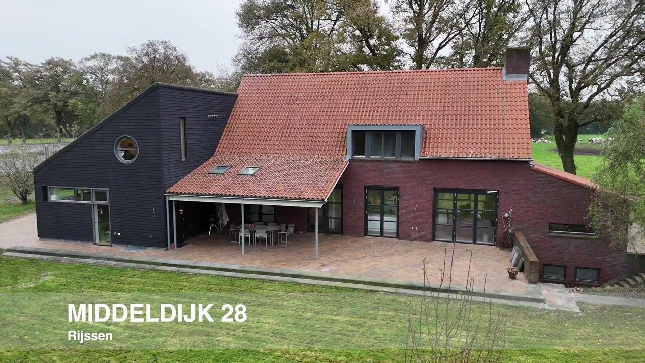 Bekijk video van Middeldijk 28