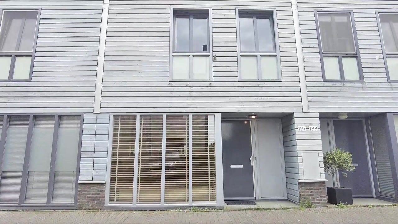 Video van Mattenbiesstraat 197