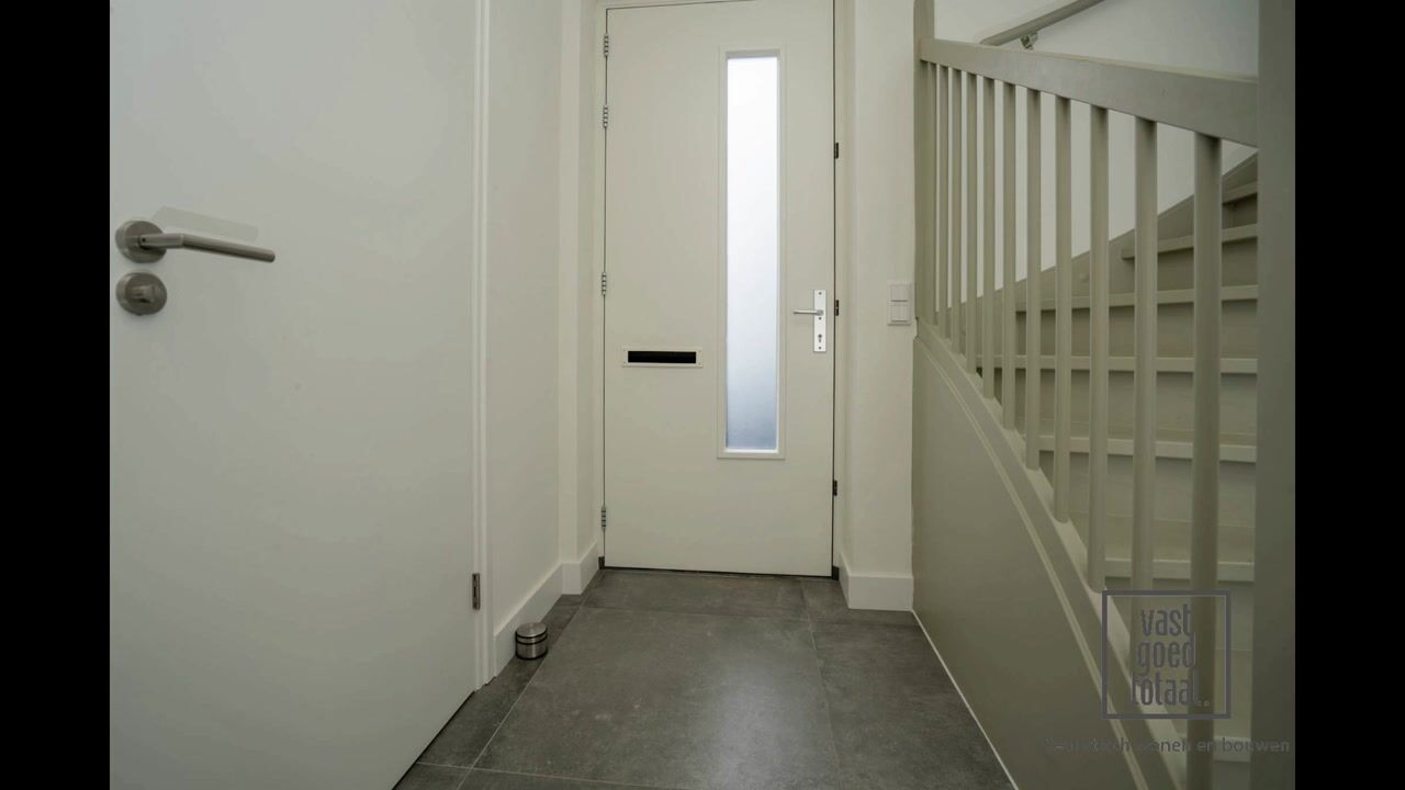 Video of Oude School 2