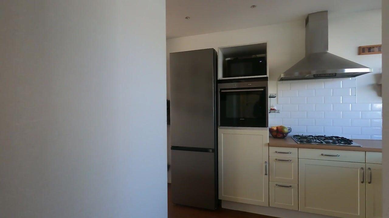 Video van Lippe-Biesterfeldweg 14-J