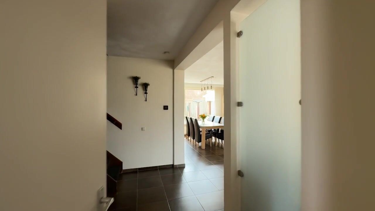 Video van Agter de hoven 9