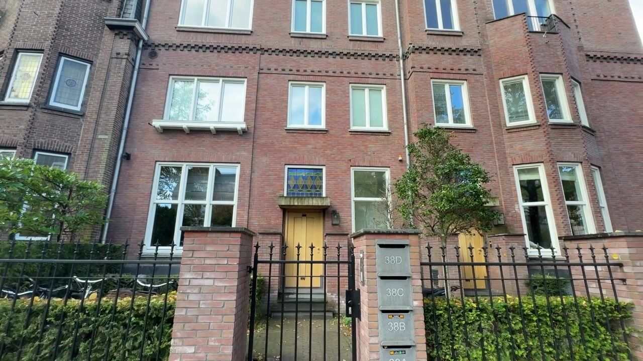 Bekijk video van Emmastraat 38-B