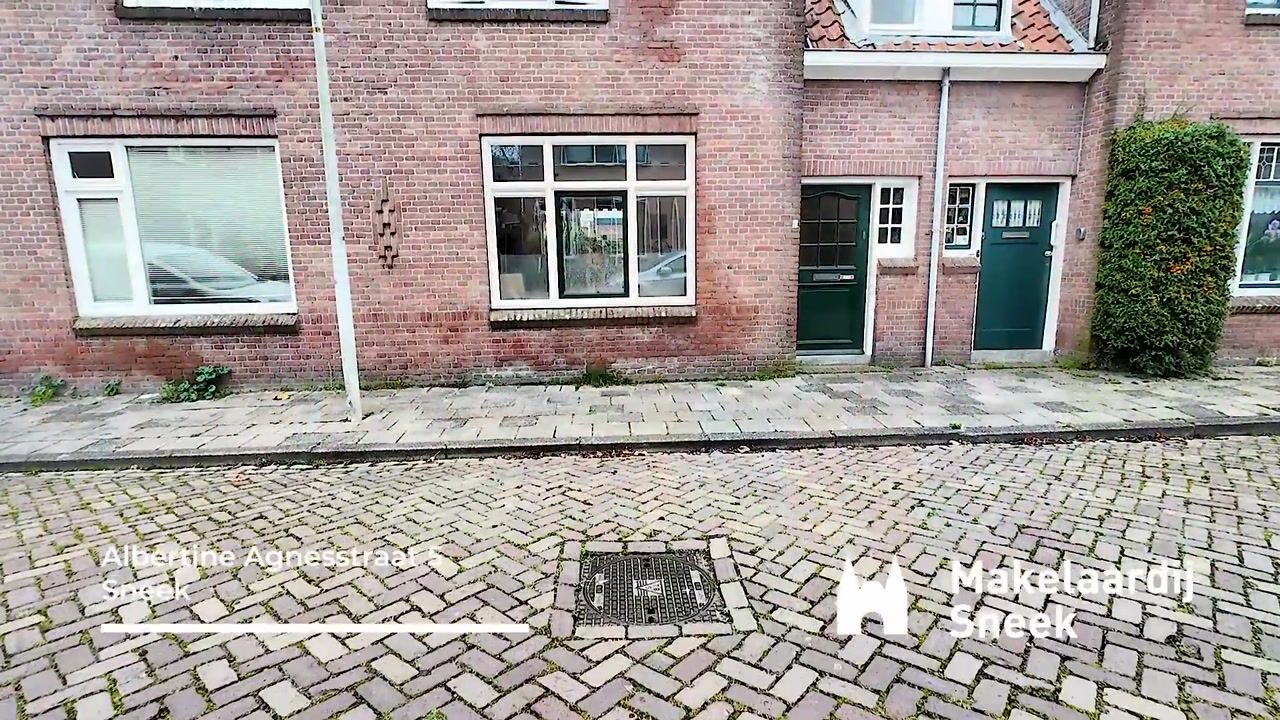 Bekijk video van Albertine Agnesstraat 5