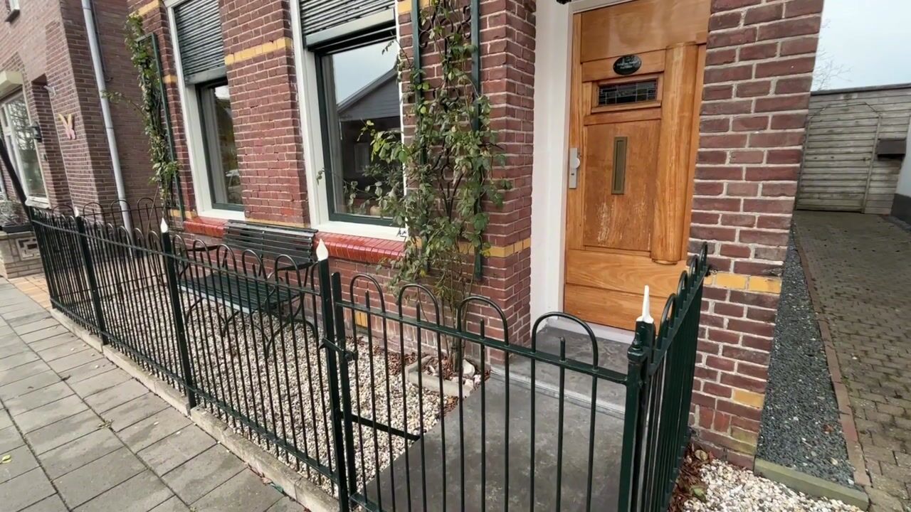 Video van Burgemeester Sterkstraat 9