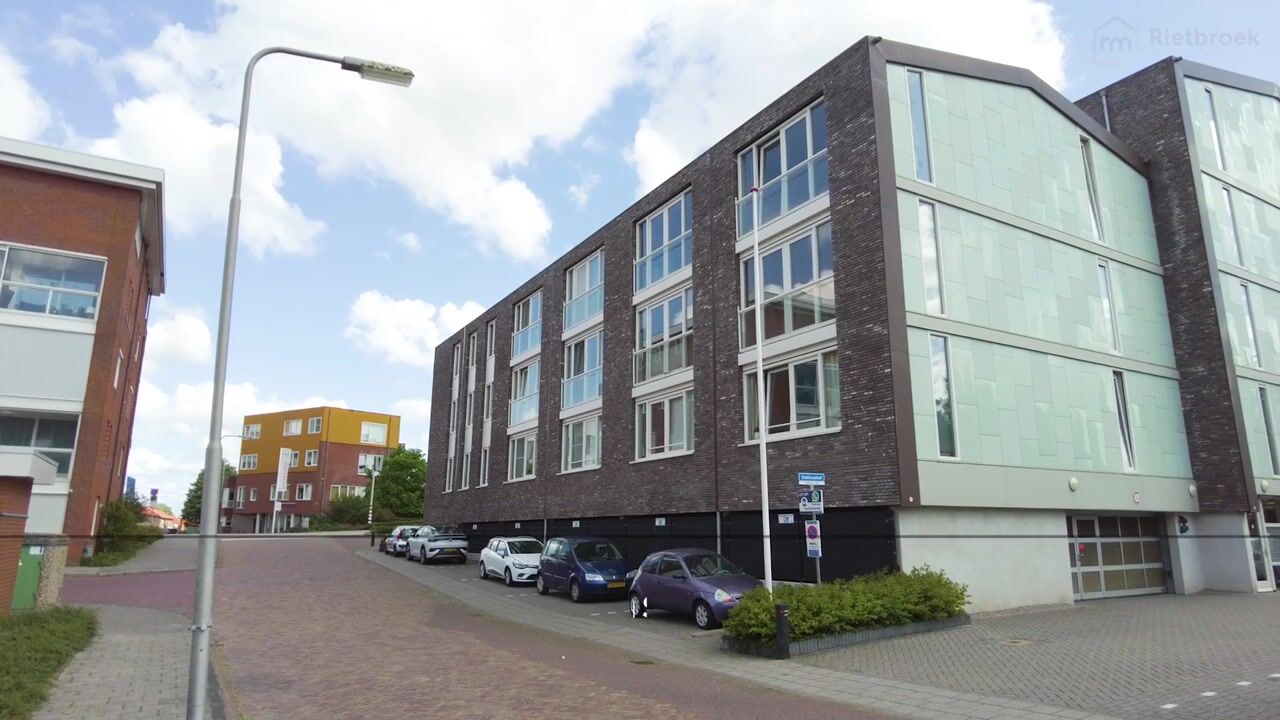 Video van Stationshof 32