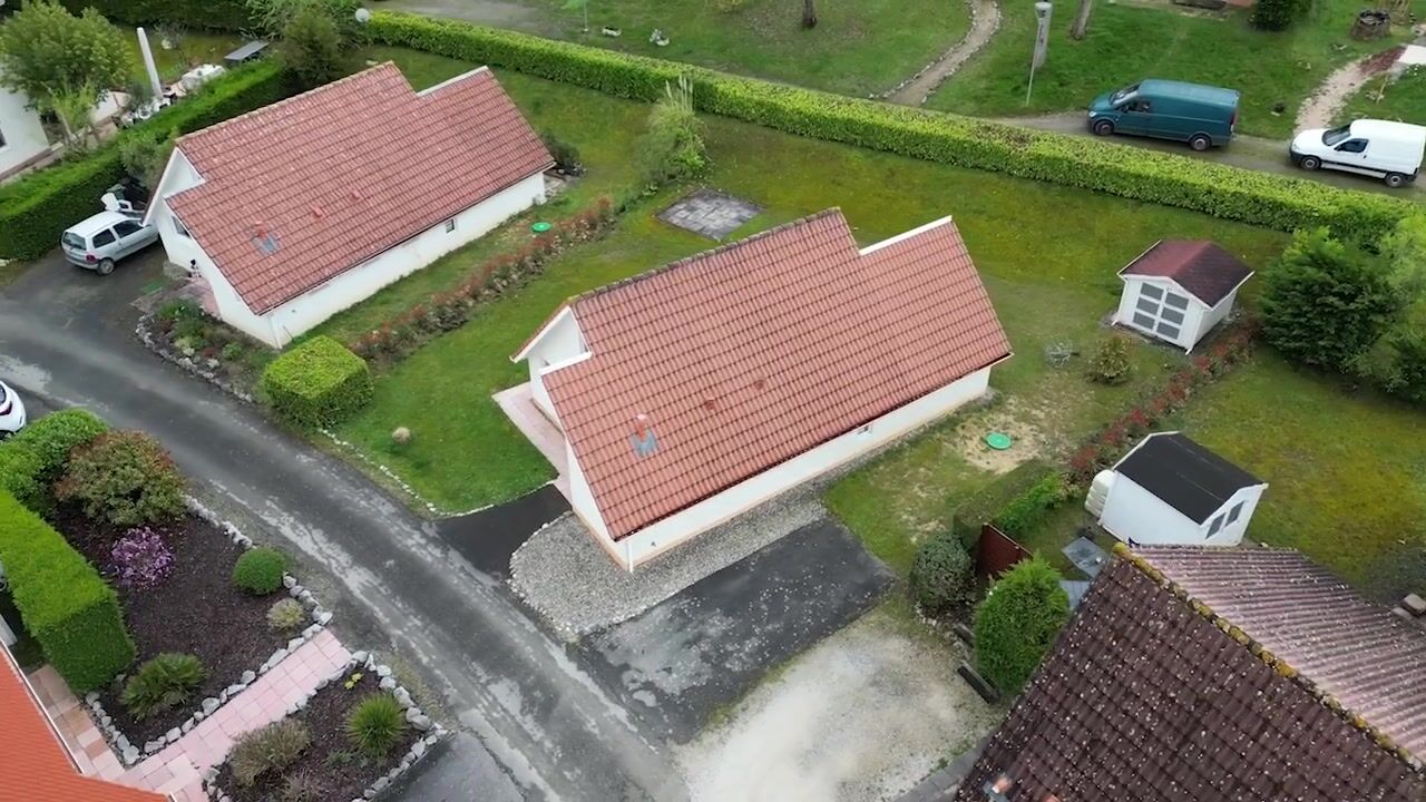 Video van Residence Chateau Cazaleres 12