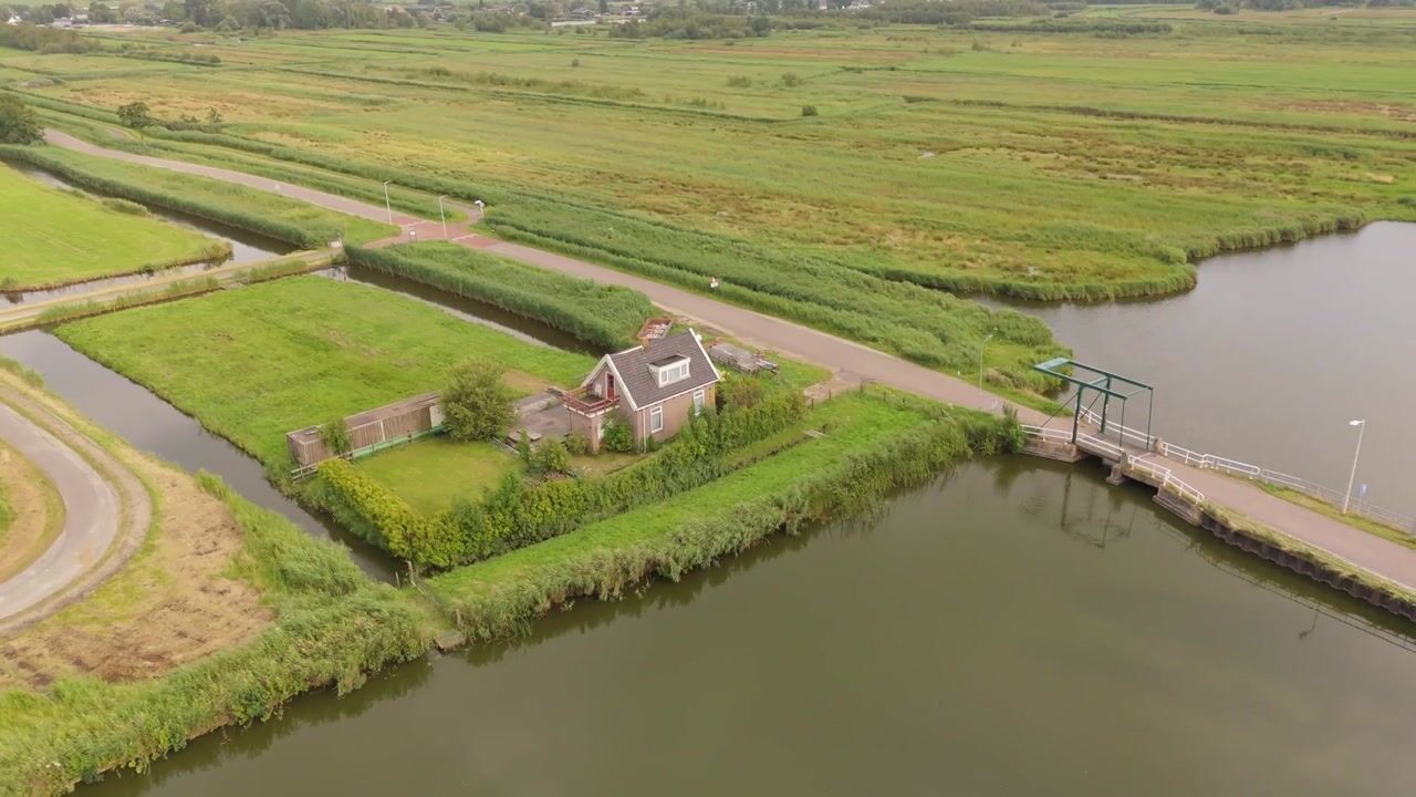 Bekijk video van Oostzanerrijweg 1